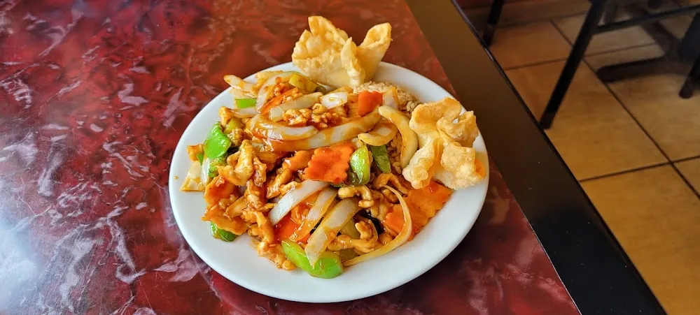 General TSO's Chicken Lunch